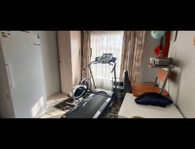 2 BEDROOM TOWNHOUSE FOR SALE IN SUNAIR PARK